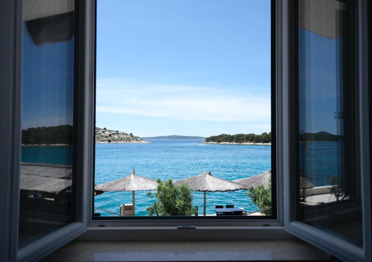Seaview Apartment Tribalj Екстериор снимка